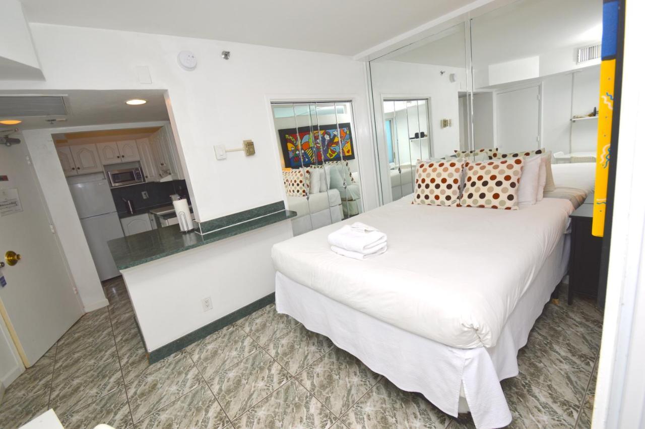 Collins Apartments By Design Suites Miami Beach Exterior photo