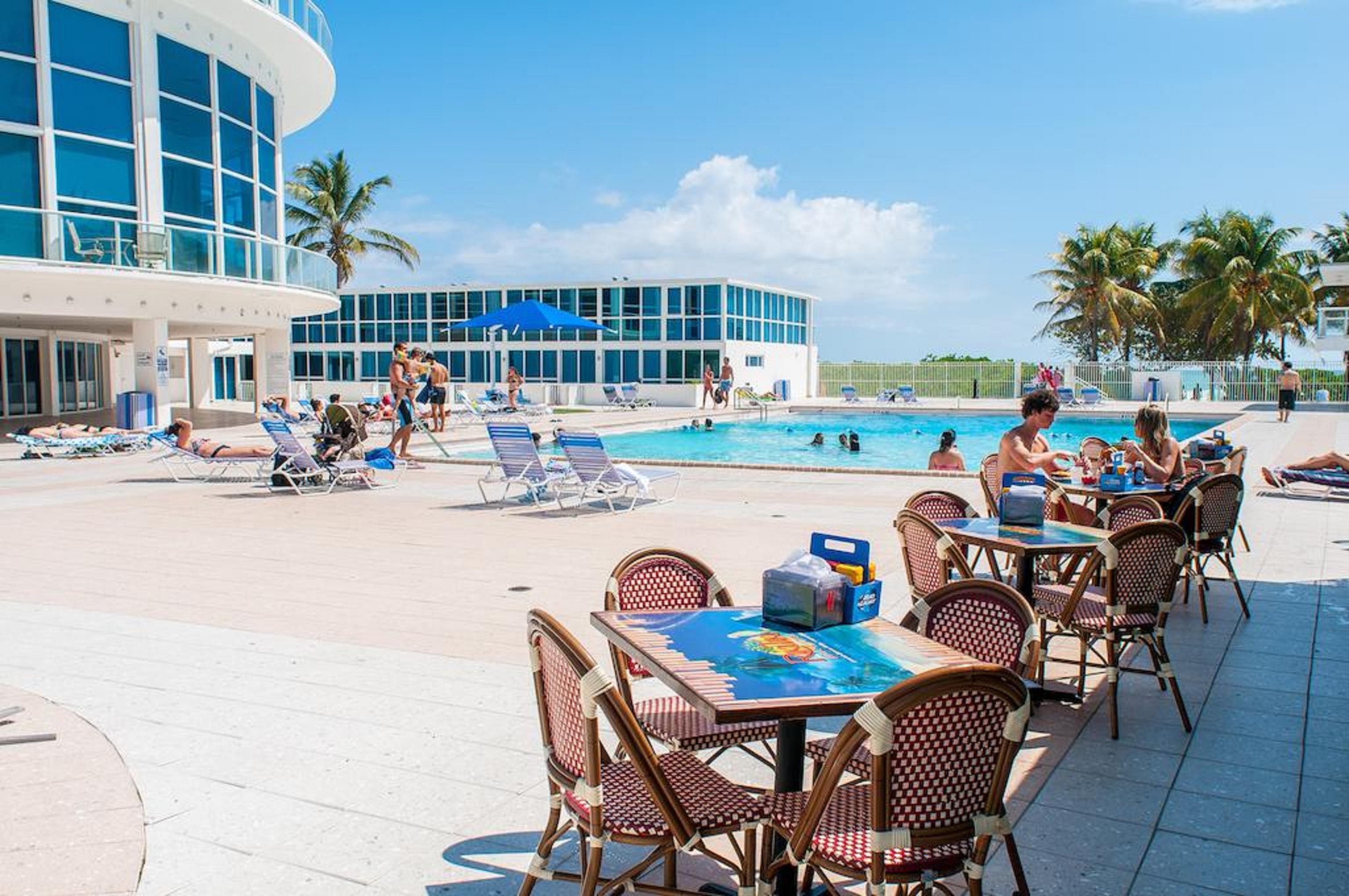Collins Apartments By Design Suites Miami Beach Exterior photo