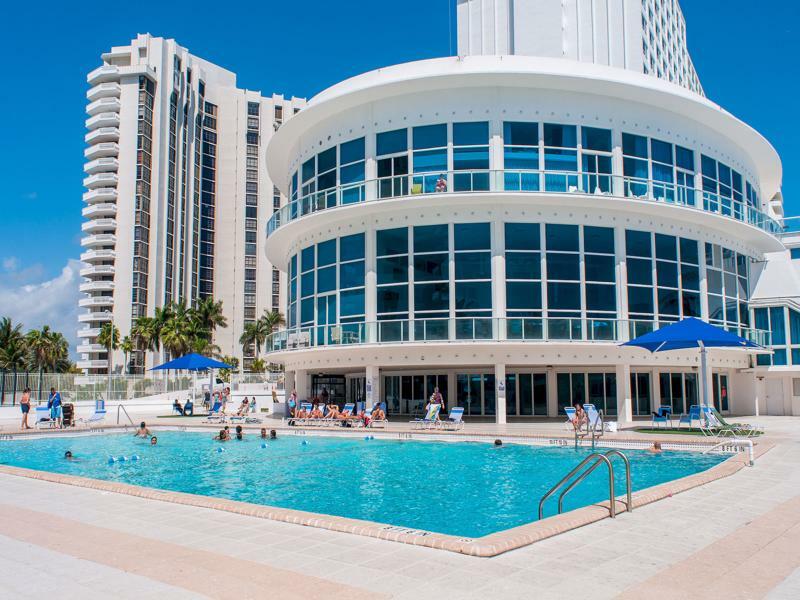 Collins Apartments By Design Suites Miami Beach Exterior photo