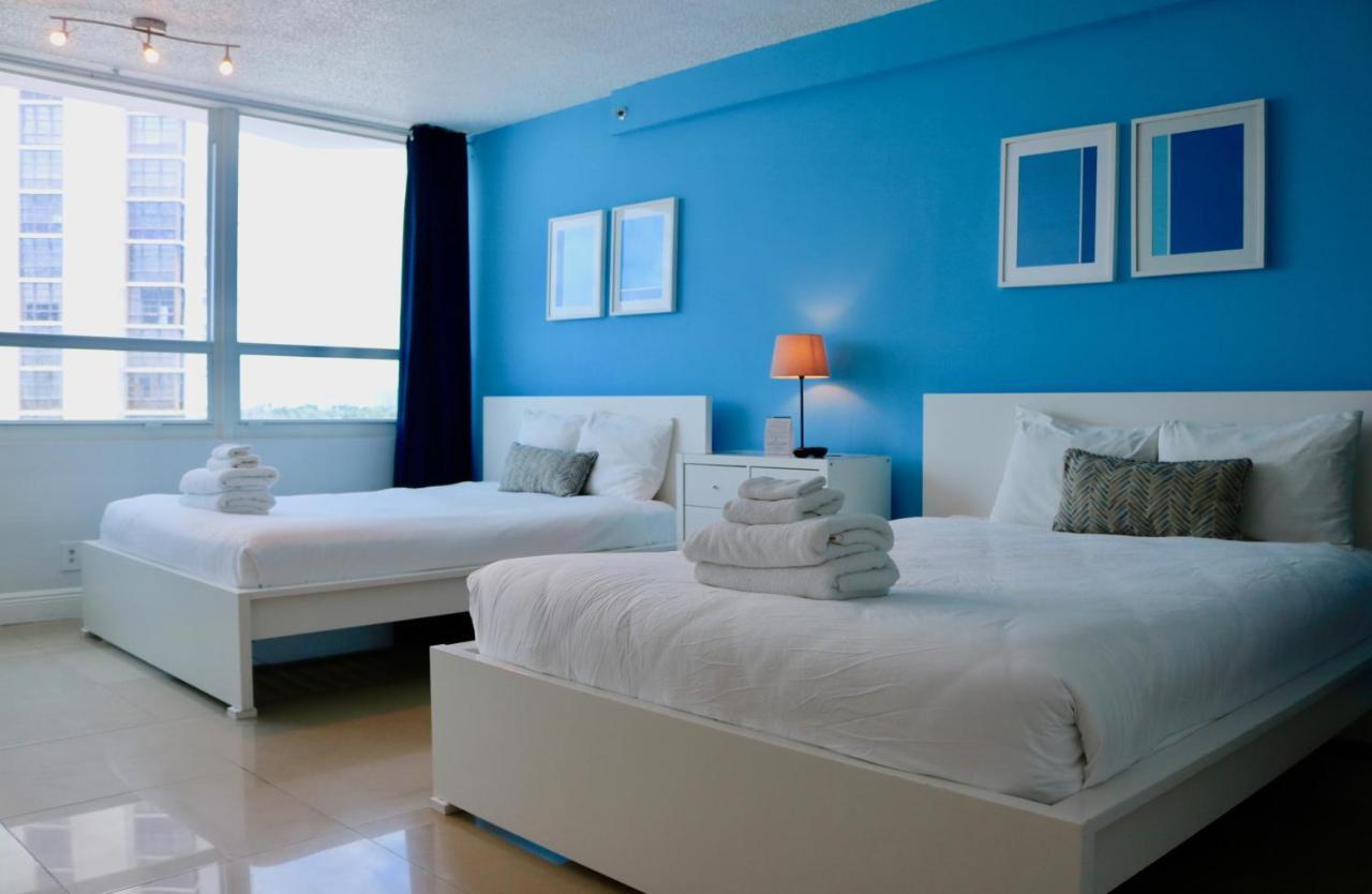 Collins Apartments By Design Suites Miami Beach Exterior photo