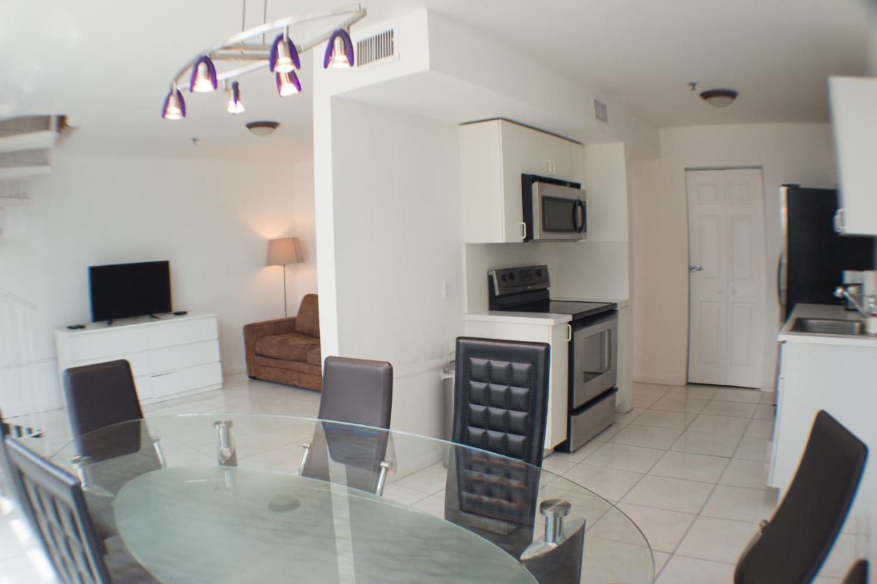 Collins Apartments By Design Suites Miami Beach Exterior photo